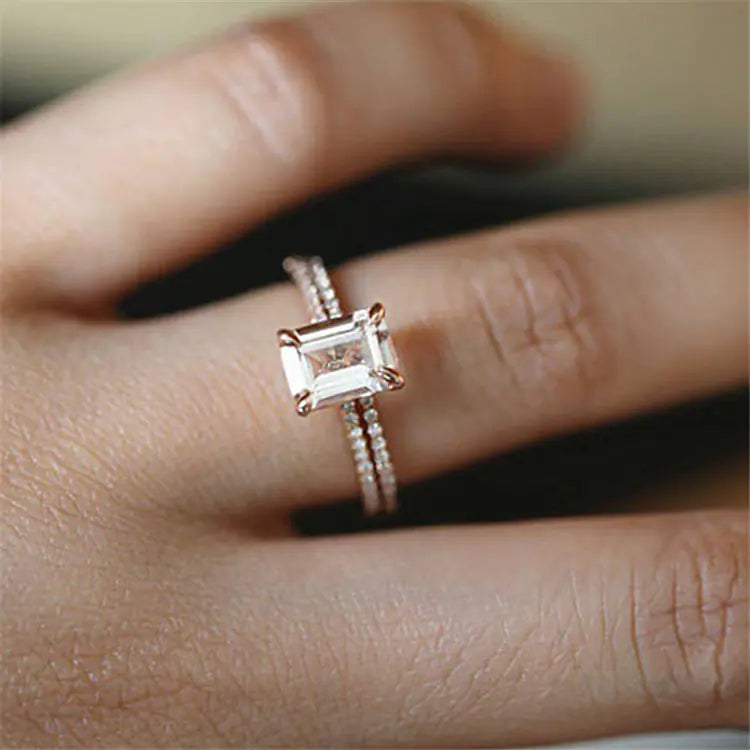 Ensemble de Bagues de Fiançailles en Or Rose avec Zirconium Étincelant