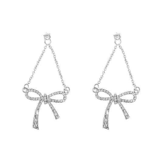 Boucles d'Oreilles Pendantes Nœud Papillon avec Zircone - Bijou Féminin Raffiné