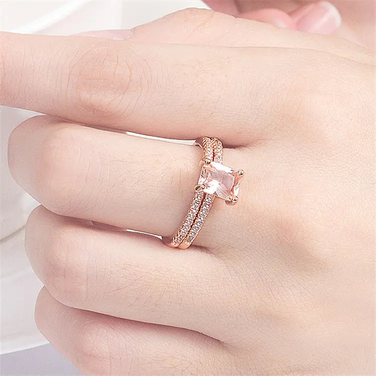 Ensemble de Bagues de Fiançailles en Or Rose avec Zirconium Étincelant