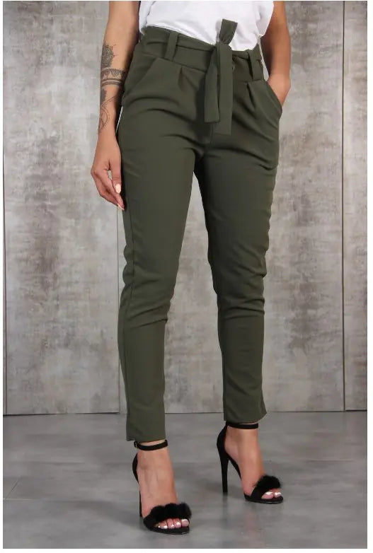 Pantalon Décontracté Cintré à la Taille - Élégance & Confort au Quotidien